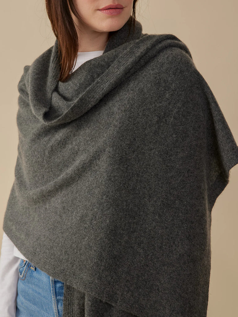 Mata Traders Meryl 100% Cashmere Wrap in Charcoal