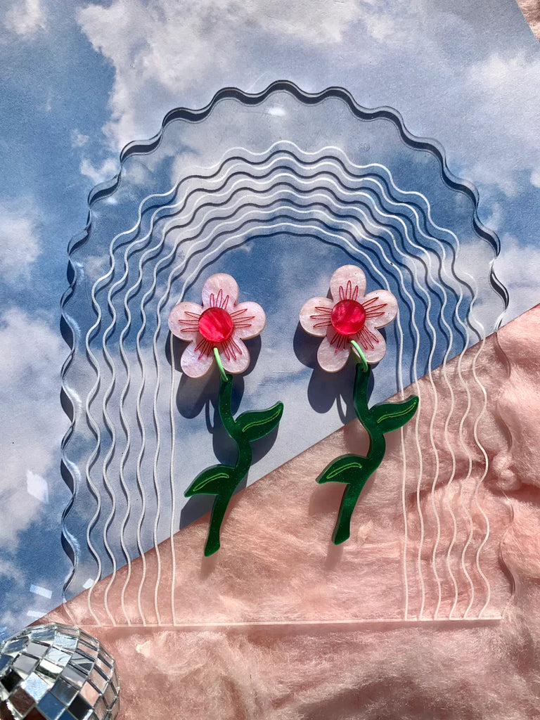 Not Picasso Laser Cut Acrylic Wavy Daisies Dangle Earrings
