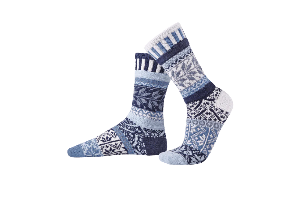 Solmate Socks Mismatched Eco-Friendly Crew Socks - Snowdrop